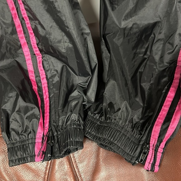 RAD, The Ultimate Strength Sauna Sweat Suit - Pants & Top, Black/ Pink XL, EUC - Picture 9 of 10